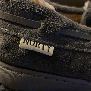 Boys size 12 slippers